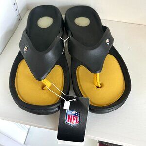 NWT Steelers Boys Sandals - NFL Official